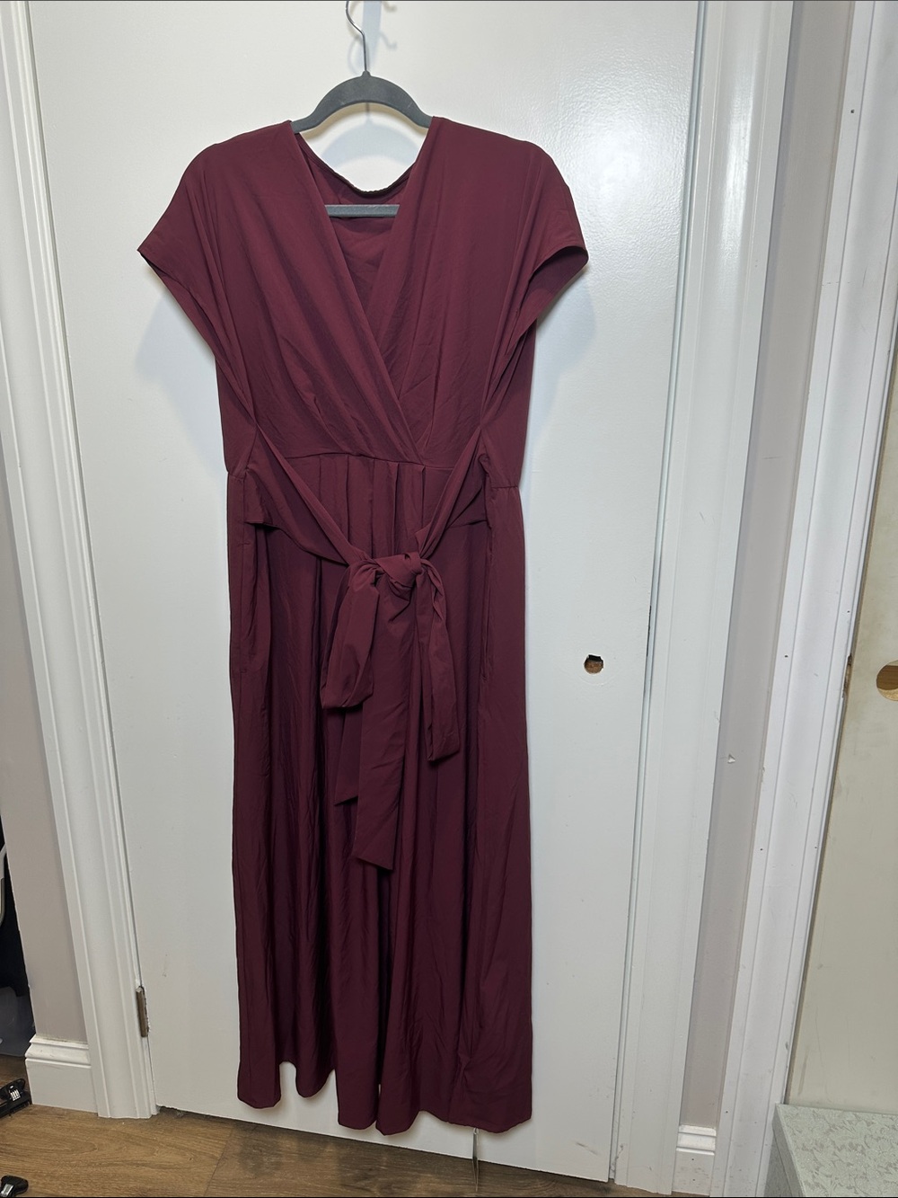 HALARA Burgundy Wrap Maxi Dress with Waist Tie (61)
